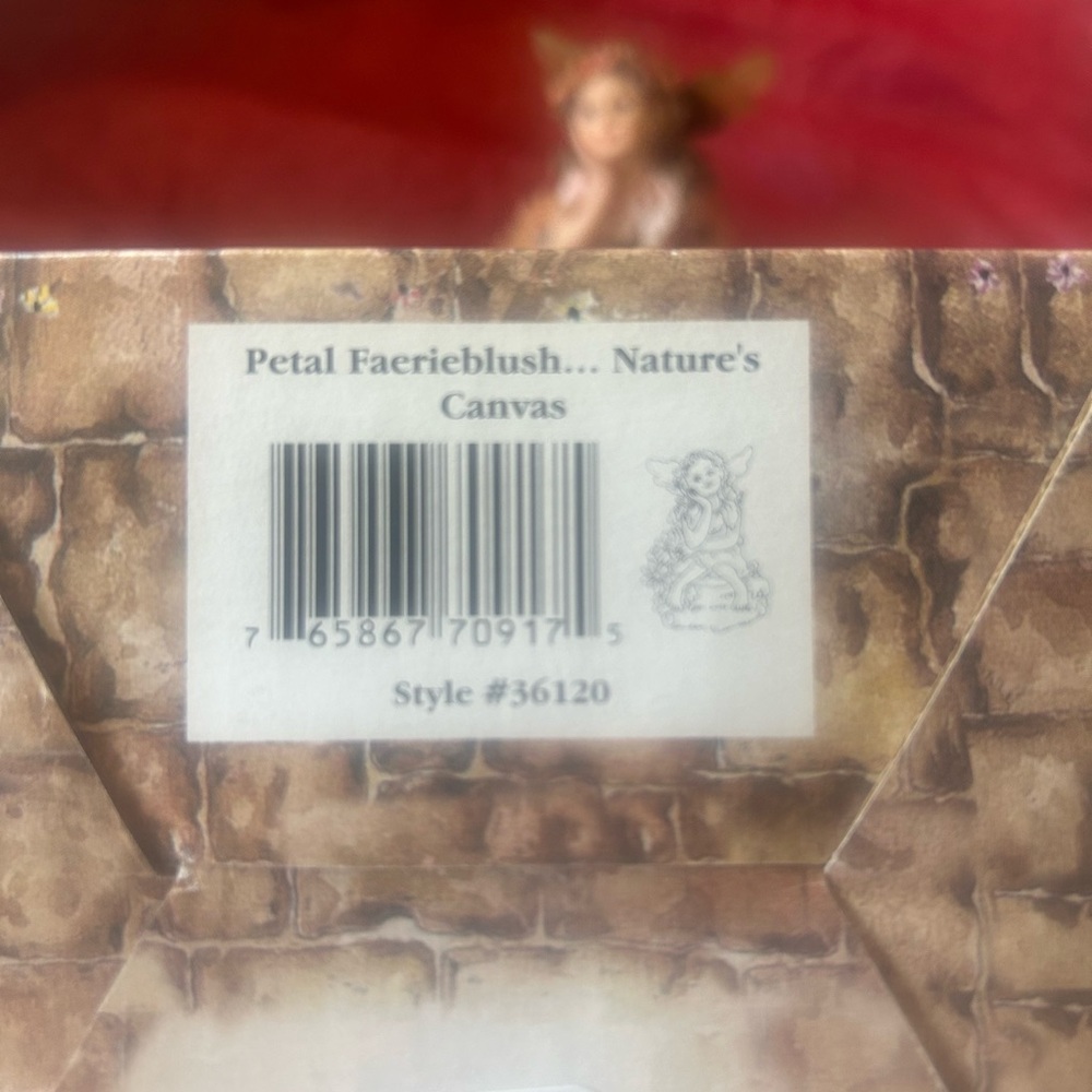 Petal Faerieblush…Nature’s Canvas. Style #36120 Fairy figurine - Picture 9 of 9